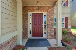 103 Cliffhaven Cir, Newnan, GA 30263 - Photo 3
