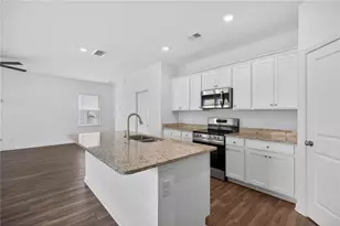 8308 Hunters Grv Rd, Union City, GA 30291 - Photo 13