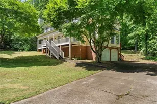 2407 Woodbridge Dr, Marietta, GA 30066 - Photo 3