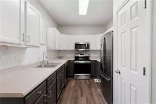 1396 Kennesaw Dr NW, Atlanta, GA 30318 - Photo 3