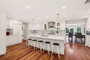 165 River Park Dr, Atlanta, GA 30328 - Photo 15