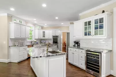 1347 Waterford Green Close, Marietta, GA 30068 - Photo 3
