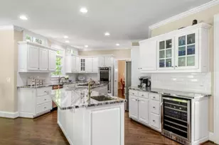 1347 Waterford Green Close, Marietta, GA 30068 - Photo 3