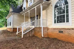 426 Pates Lake Ct, Hampton, GA 30228 - Photo 5