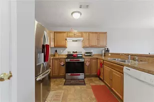 2341 Glebe Ct, Hampton, GA 30228 - Photo 7