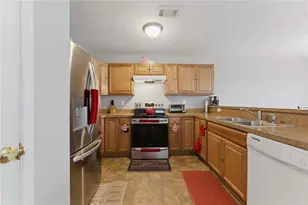2341 Glebe Ct, Hampton, GA 30228 - Photo 7