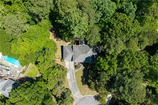 2562 River Knoll Dr SW, Lilburn, GA 30047 - Photo 53
