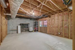 2562 River Knoll Dr SW, Lilburn, GA 30047 - Photo 43