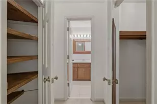 2562 River Knoll Dr SW, Lilburn, GA 30047 - Photo 23