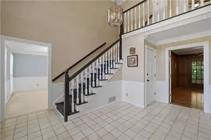 2562 River Knoll Dr SW, Lilburn, GA 30047 - Photo 7