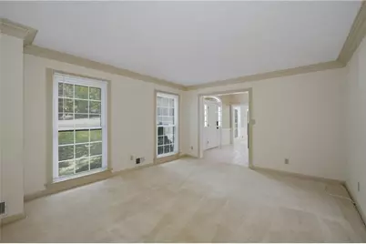 2562 River Knoll Drive SW, Lilburn, GA 30047 - Photo 5