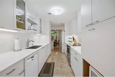 8 Willow Glen NE, Atlanta, GA 30342 - Photo 15