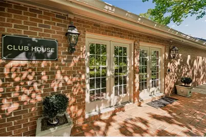 8 Willow Glen NE, Atlanta, GA 30342 - Photo 37