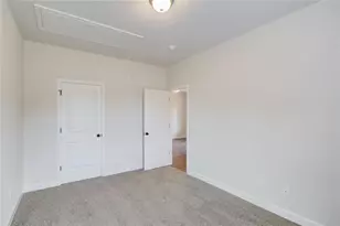 6455 Plantation Station Dr, Lula, GA 30554 - Photo 11