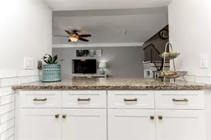 6980 Roswell Rd, Atlanta, GA 30328 - Photo 5