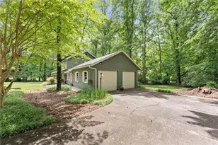 409 Pine Lake Dr, Cumming, GA 30040 - Photo 51
