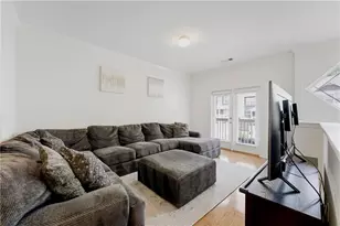 1524 Liberty Pkwy NW, Atlanta, GA 30318 - Photo 3