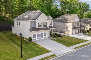 2051 Harvester Ln, Buford, GA 30518 - Photo 3