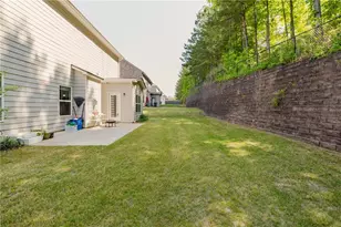 2051 Harvester Ln, Buford, GA 30518 - Photo 7