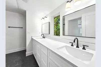 113 Vanira Avenue SE, Atlanta, GA 30315 - Photo 25