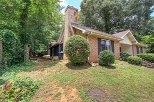 1252 Minhinette Dr, Roswell, GA 30075 - Photo 29