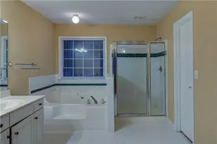 1429 Oglethorpe Dr, Suwanee, GA 30024 - Photo 11