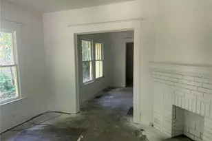 384 Hopkins St SW, Atlanta, GA 30310 - Photo 3