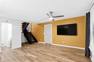 1920 Oakleaf Ln, Lithia Springs, GA 30122 - Photo 9