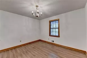214 Valley Brook Dr, Woodstock, GA 30188 - Photo 7