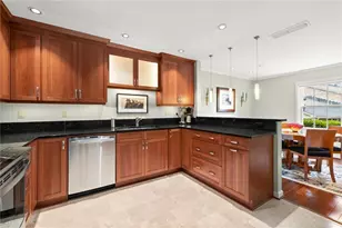 1646 Executive Park Ln NE, Brookhaven, GA 30329 - Photo 13