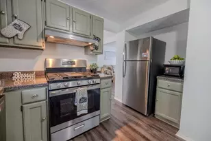 2073 Raintree Pl, Lithonia, GA 30058 - Photo 11