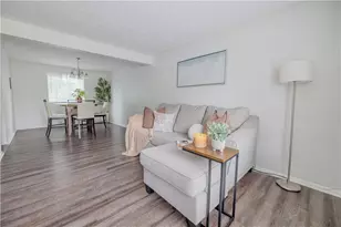 2073 Raintree Pl, Lithonia, GA 30058 - Photo 5