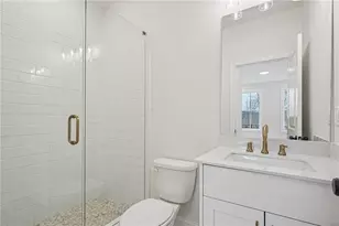 1002 Crown Oak St, Johns Creek, GA 30022 - Photo 13