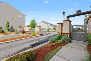 1569 Layton Ln NW, Atlanta, GA 30318 - Photo 3