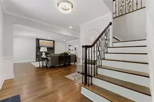1731 E Bank Dr, Marietta, GA 30068 - Photo 7