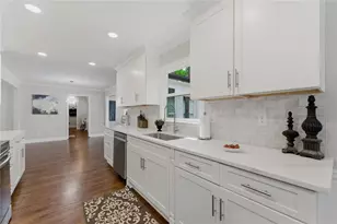 1731 E Bank Dr, Marietta, GA 30068 - Photo 17
