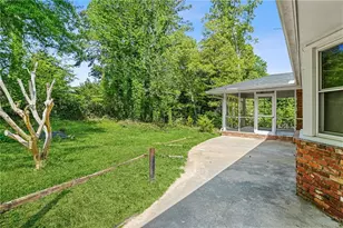 972 Bingham Ln, Stone Mountain, GA 30083 - Photo 47