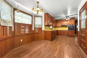 972 Bingham Ln, Stone Mountain, GA 30083 - Photo 17