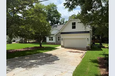 875 Lynn Avenue, Jefferson, GA 30549 - Photo 1