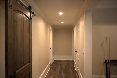 841 Camden Park Court NE, Atlanta, GA 30342 - Photo 33