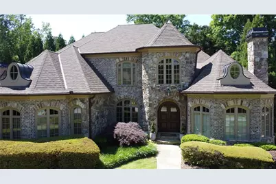 841 Camden Park Court NE, Atlanta, GA 30342 - Photo 3