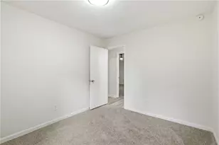 5006 Galbraith Cir, Stone Mountain, GA 30088 - Photo 19