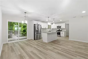 5006 Galbraith Cir, Stone Mountain, GA 30088 - Photo 7