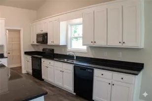 99 Southwood Dr, Danielsville, GA 30633 - Photo 7