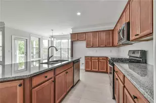 28 Privet Cir, Suwanee, GA 30024 - Photo 11