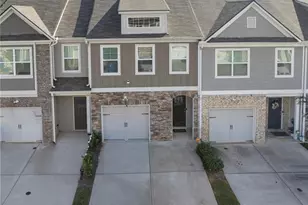 6415 Shalks Crossing Drive, Lithonia, GA 30058 - Photo 5