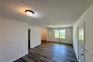 371 Church St, Pendergrass, GA 30567 - Photo 3
