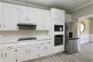 741 Maggie Ct, Kennesaw, GA 30144 - Photo 15