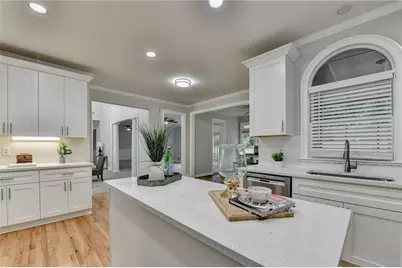 1118 Midsummer Court NE, Marietta, GA 30068 - Photo 31