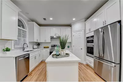1118 Midsummer Court NE, Marietta, GA 30068 - Photo 35